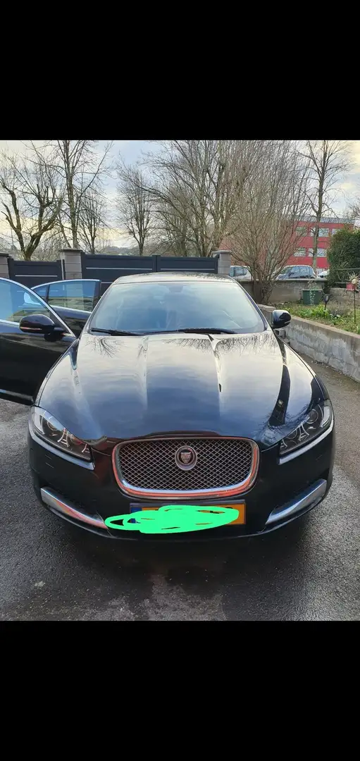 Jaguar XF XF 2.7 V6 Diesel Premium Luxury Noir - 2