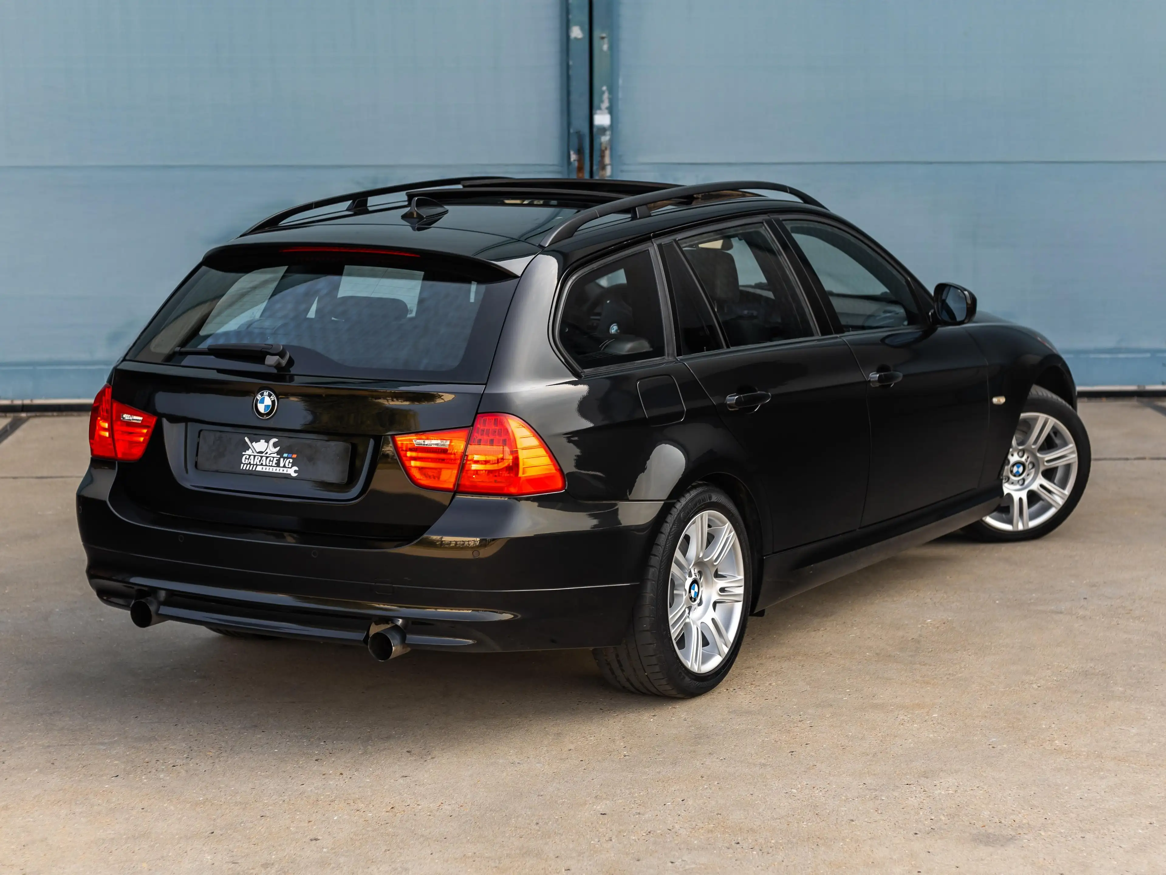 BMW 335 LCI High-Executive (2e eig, N54, Dealer Oh, Pano) — photo 13