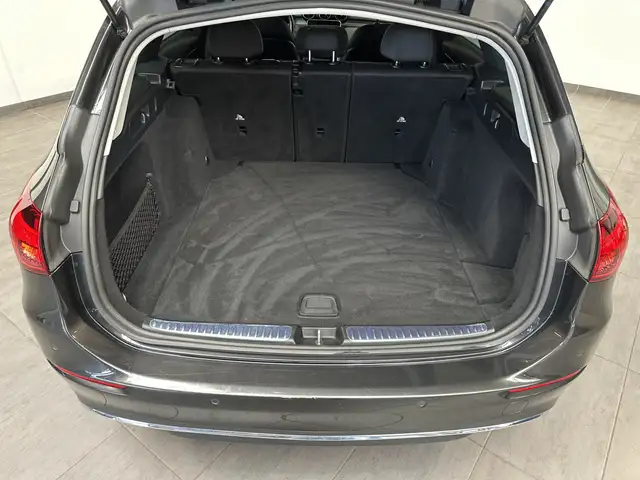 Mercedes-Benz C view 7
