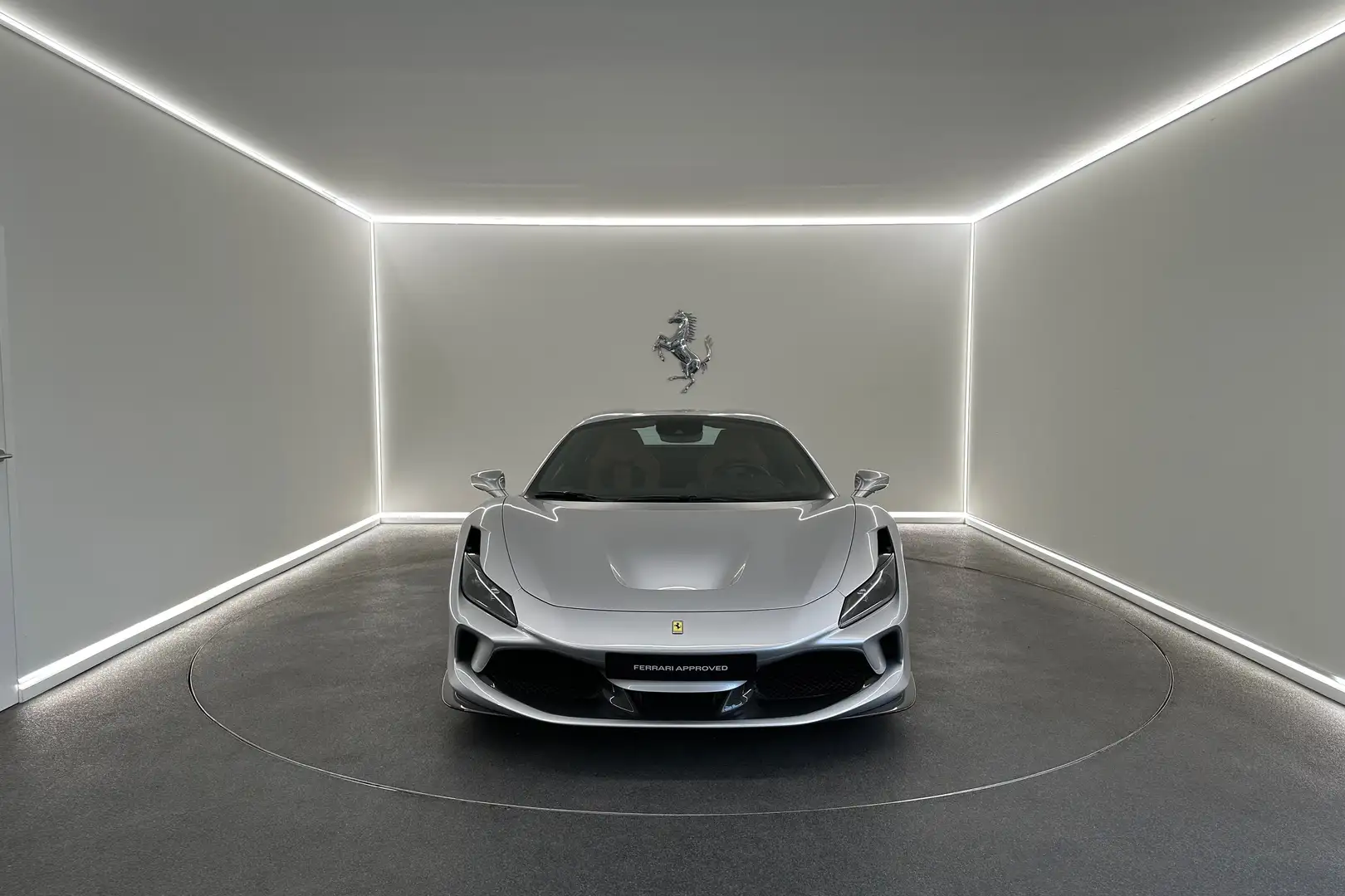 Ferrari F8 Spider Argento Nurburgring / Ferrari Approved Zilver - 2