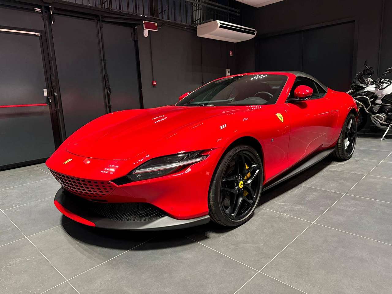 Ferrari Roma Spider 3.9 F1 dct IVA ESPOSTA