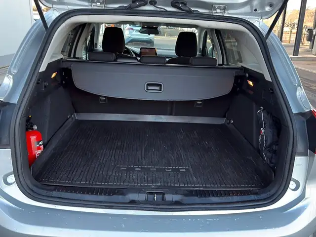Ford Focus view 22
