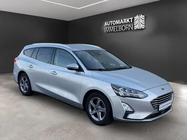 Ford Focus main image