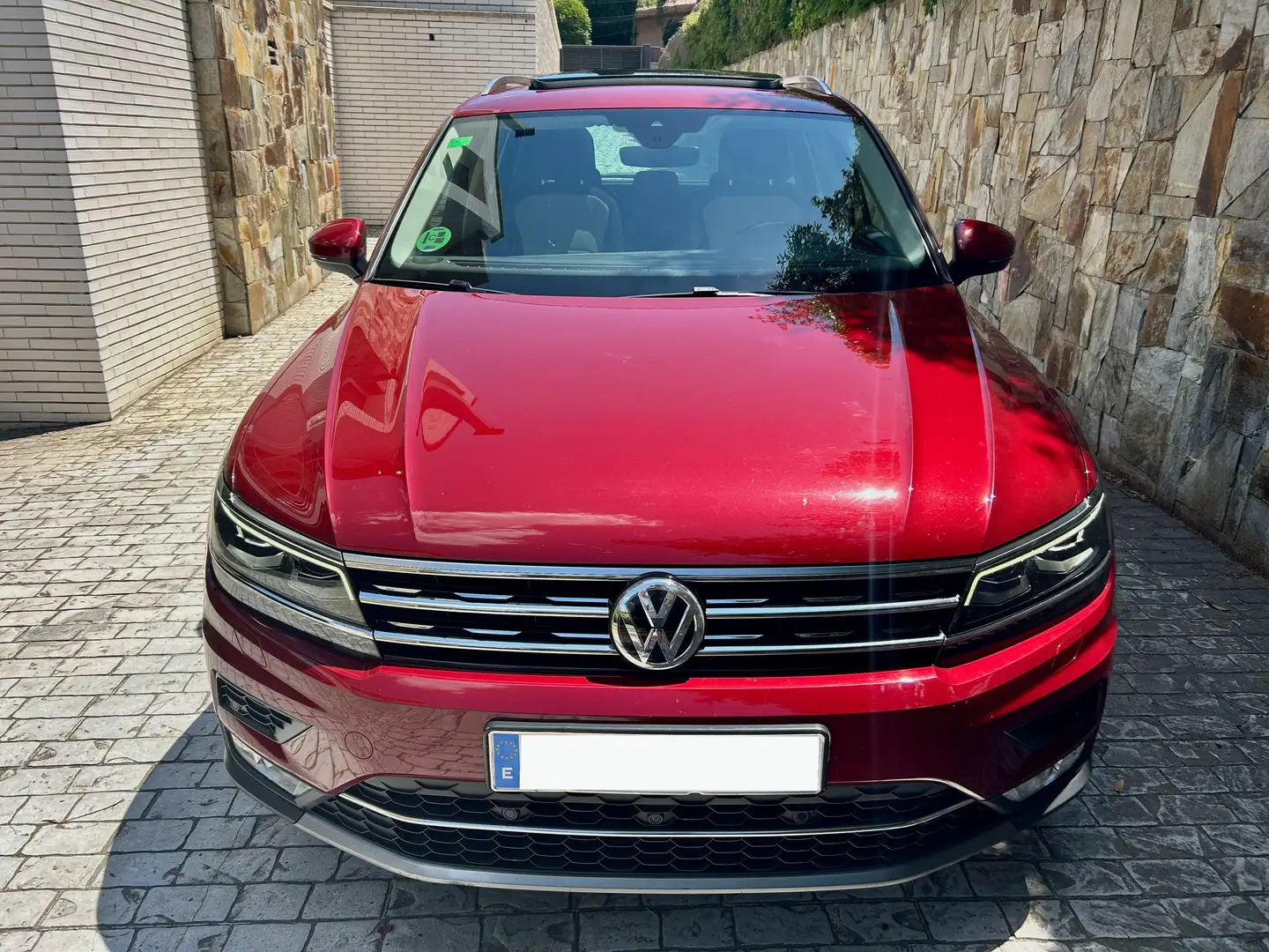 Volkswagen Tiguan Tiguan 2.0 TSI Sport 4Motion DSG 132kW Sport Rojo - 2