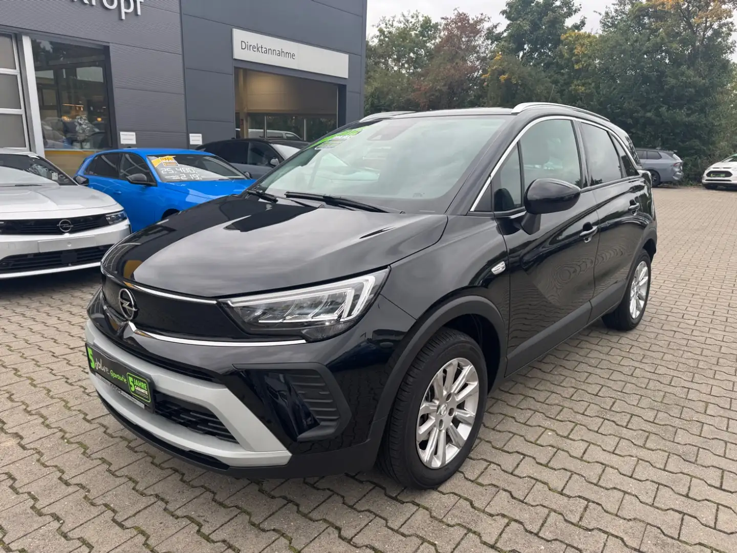 Opel Crossland 1.2 Turbo Elegance LED+SHZ+2xKlima+LM Schwarz - 2