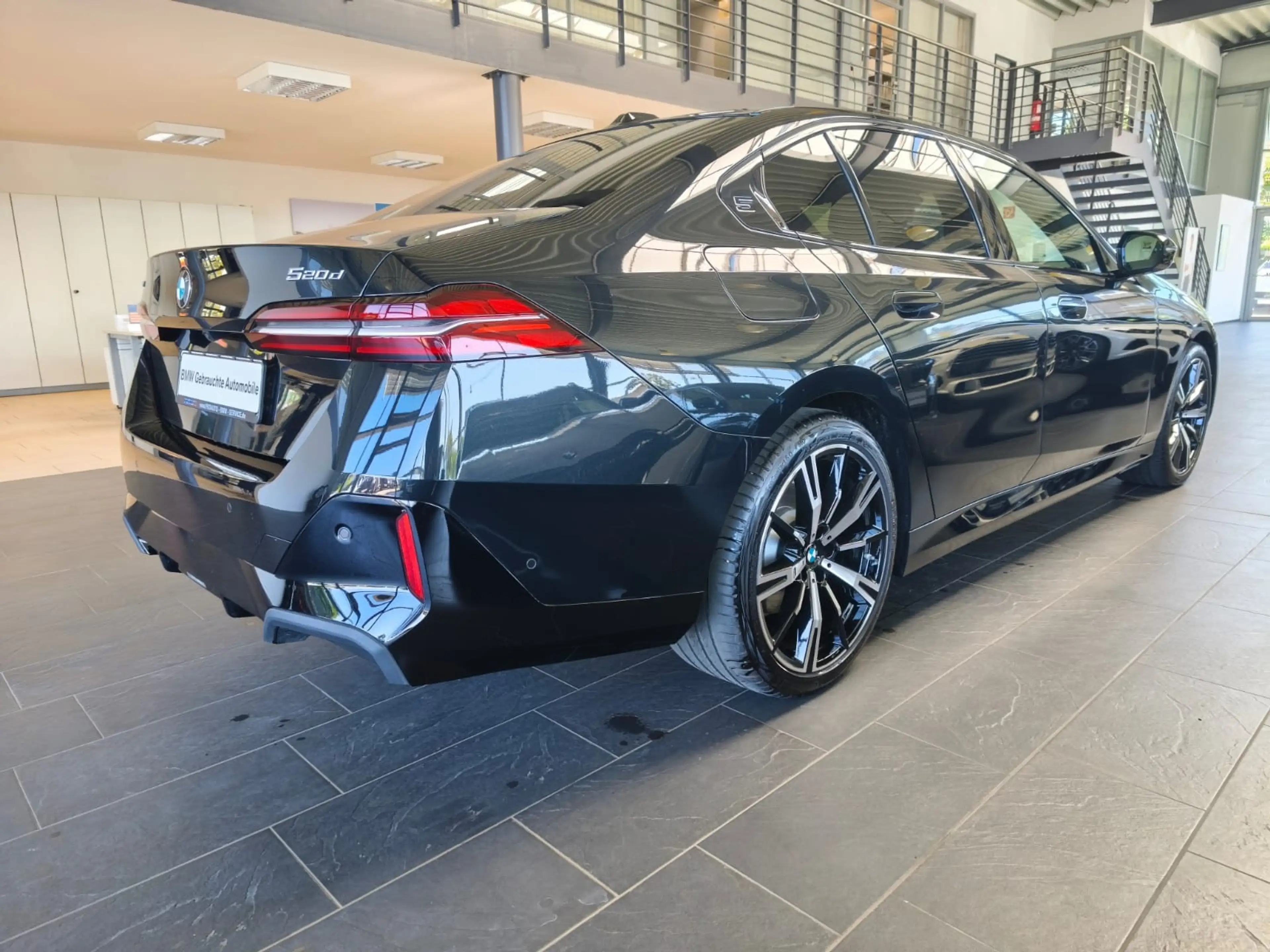BMW 520 d xDrive M Sport ACC/360°/AHK/20"/HUD — photo 7
