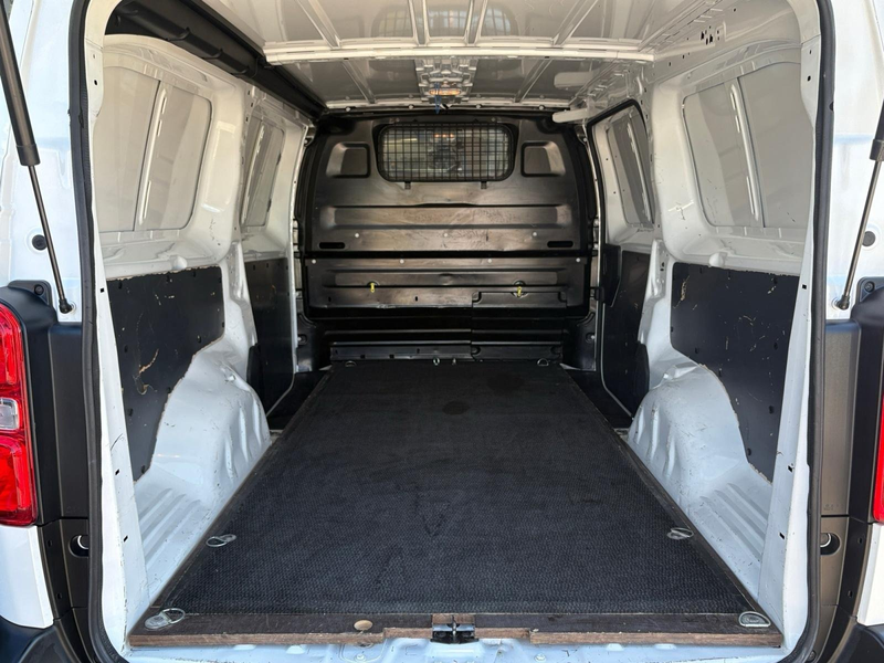 Citroen Jumpy Club XL Komfort* Klima* AHK* 80.933 Km* Leder* — photo 10