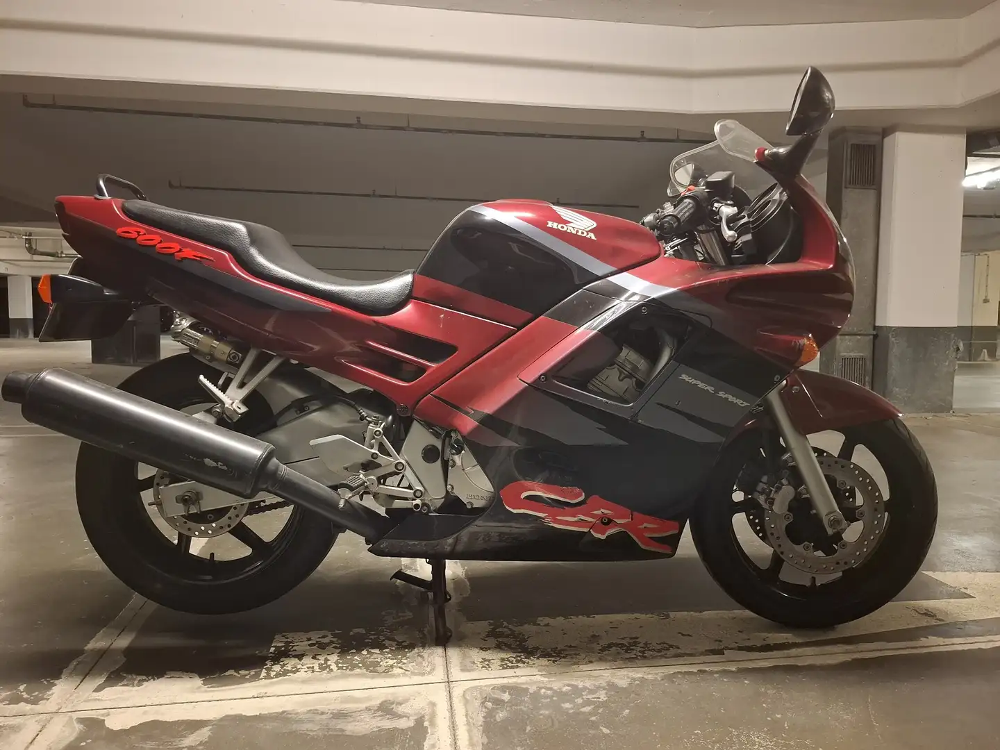 Honda CBR 600 CBR 600 F PC25 Czerwony - 1