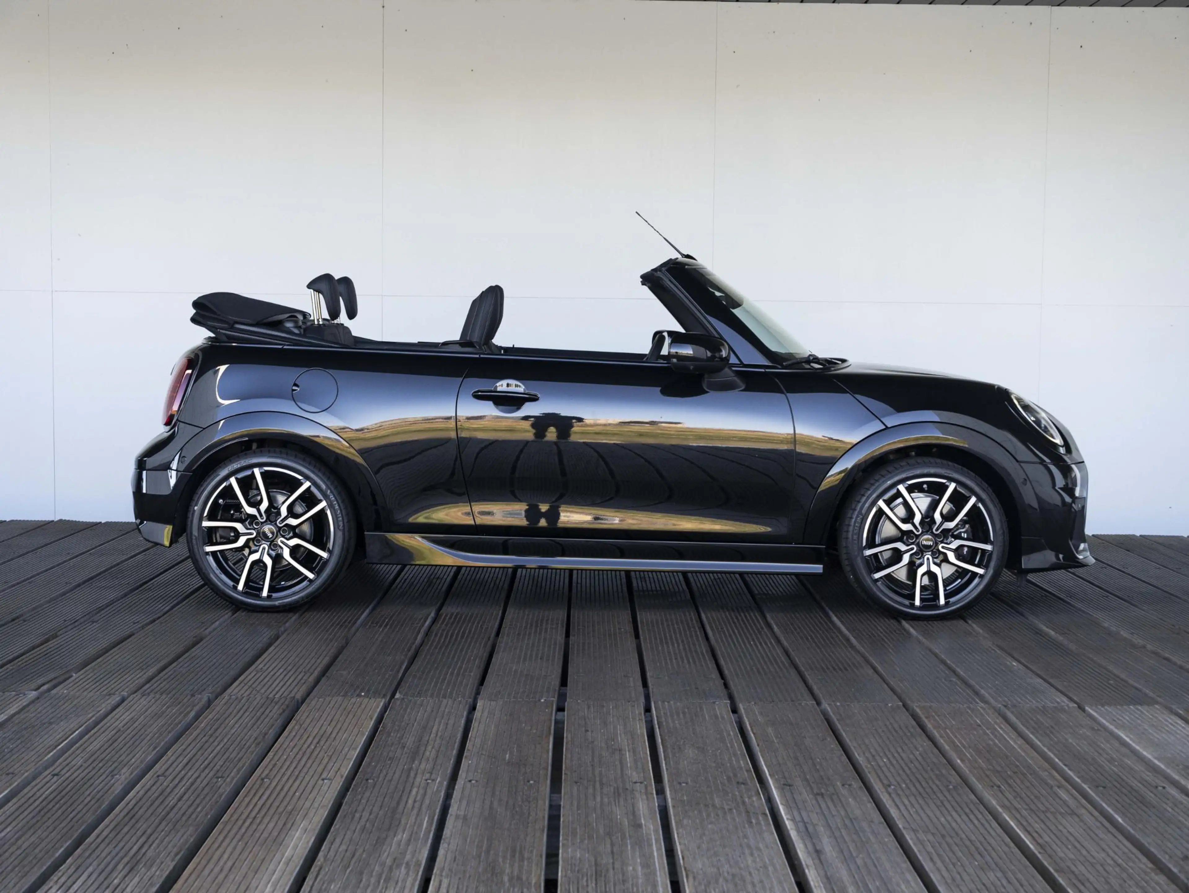 MINI Cooper C Cabrio John Cooper Works Trim | Pakket XL — photo 6