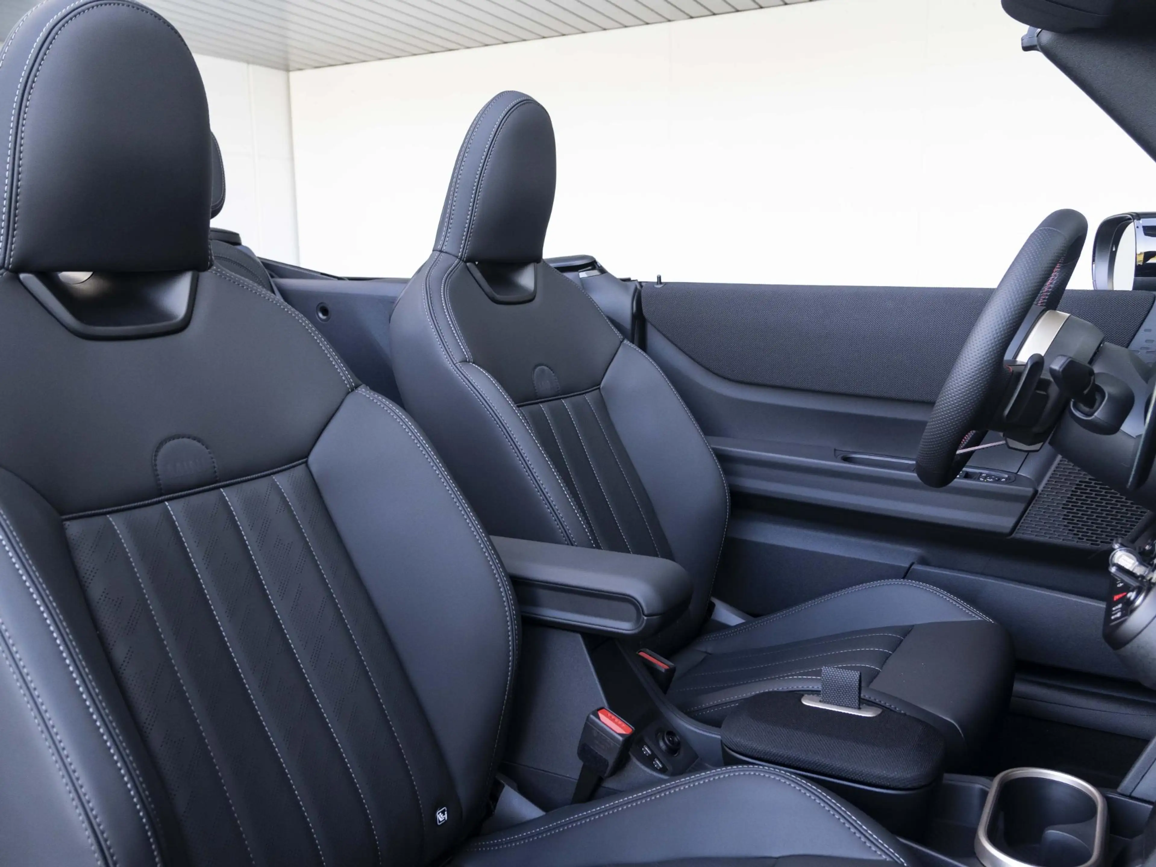 MINI Cooper C Cabrio John Cooper Works Trim | Pakket XL — photo 4