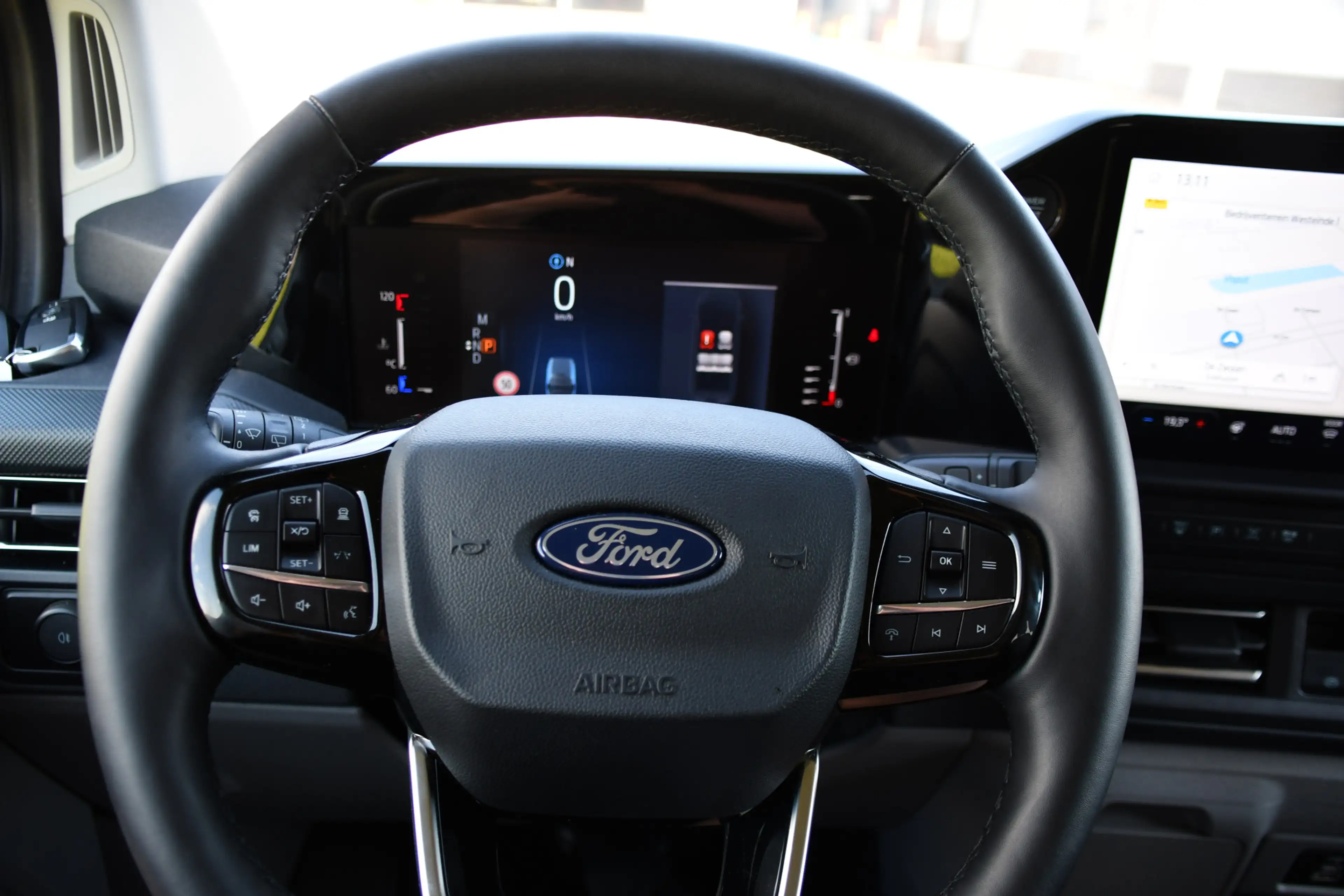 Ford Transit Custom 300 2.0 TDCI L1H1 DC Limited PB Edition Adaptieve — photo 14