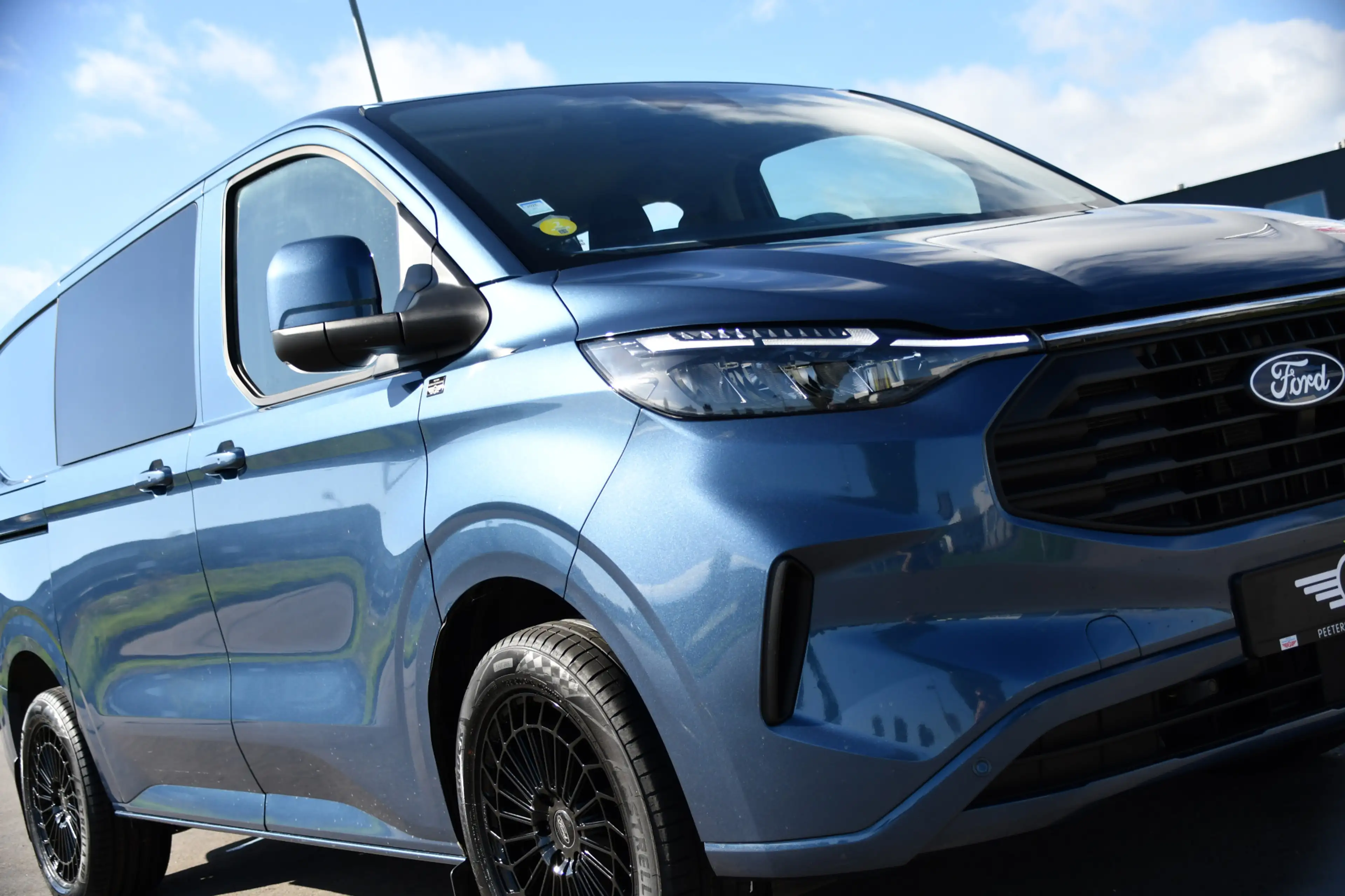 Ford Transit Custom 300 2.0 TDCI L1H1 DC Limited PB Edition Adaptieve — photo 17