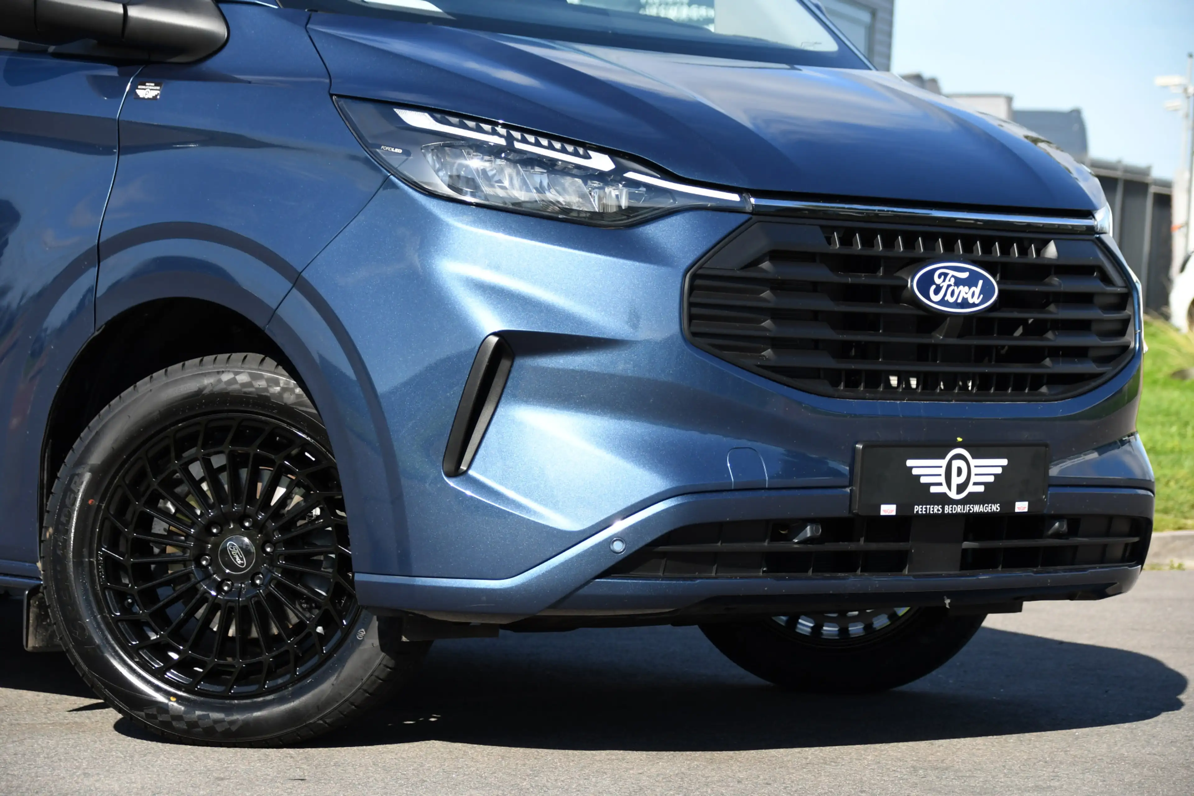 Ford Transit Custom 300 2.0 TDCI L1H1 DC Limited PB Edition Adaptieve — photo 8