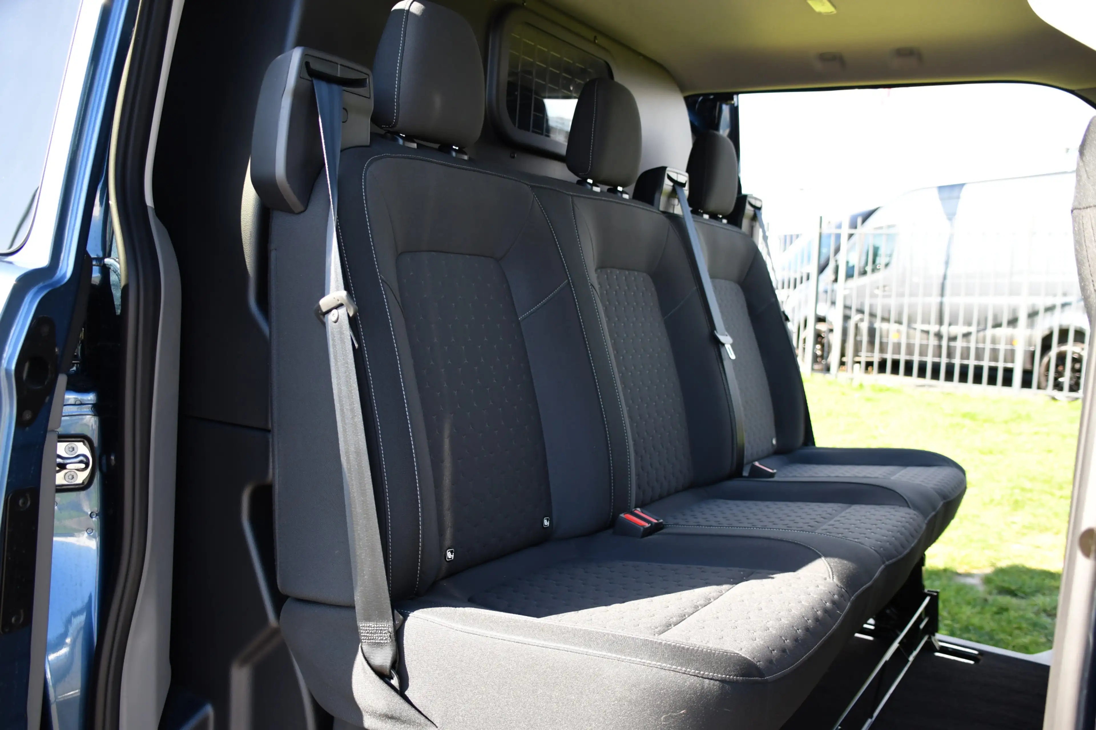 Ford Transit Custom 300 2.0 TDCI L1H1 DC Limited PB Edition Adaptieve — photo 27