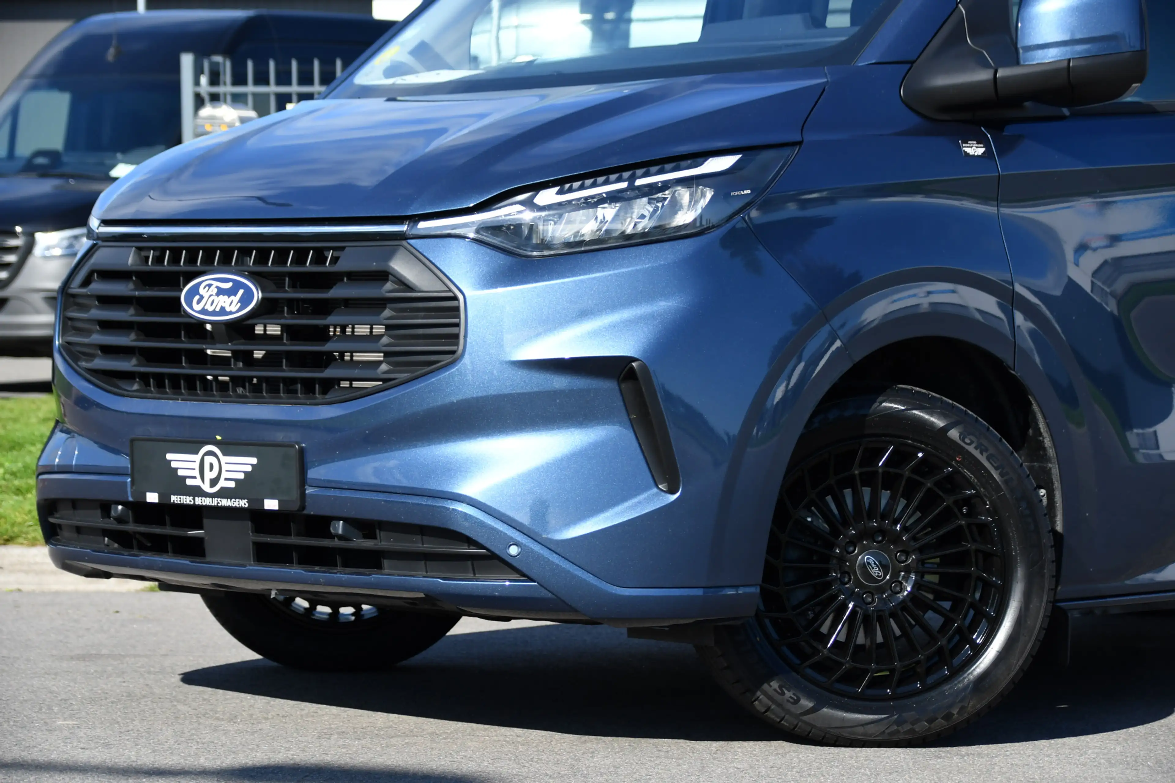 Ford Transit Custom 300 2.0 TDCI L1H1 DC Limited PB Edition Adaptieve — photo 7