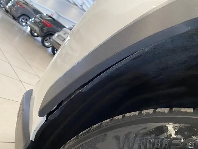 Toyota Rav4 view 13