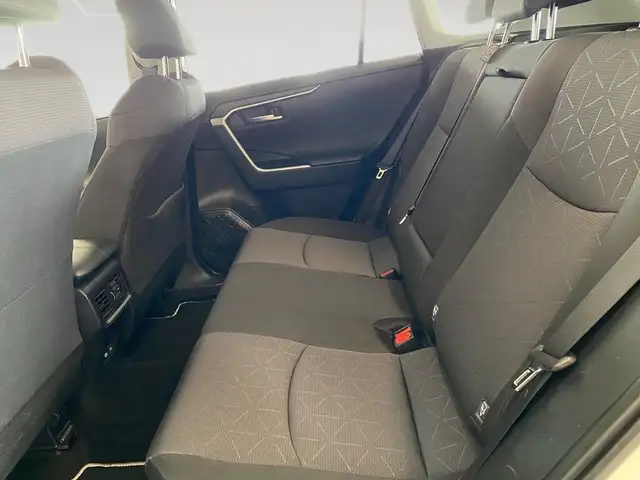 Toyota Rav4 view 8