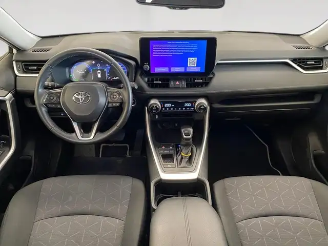 Toyota Rav4 view 6