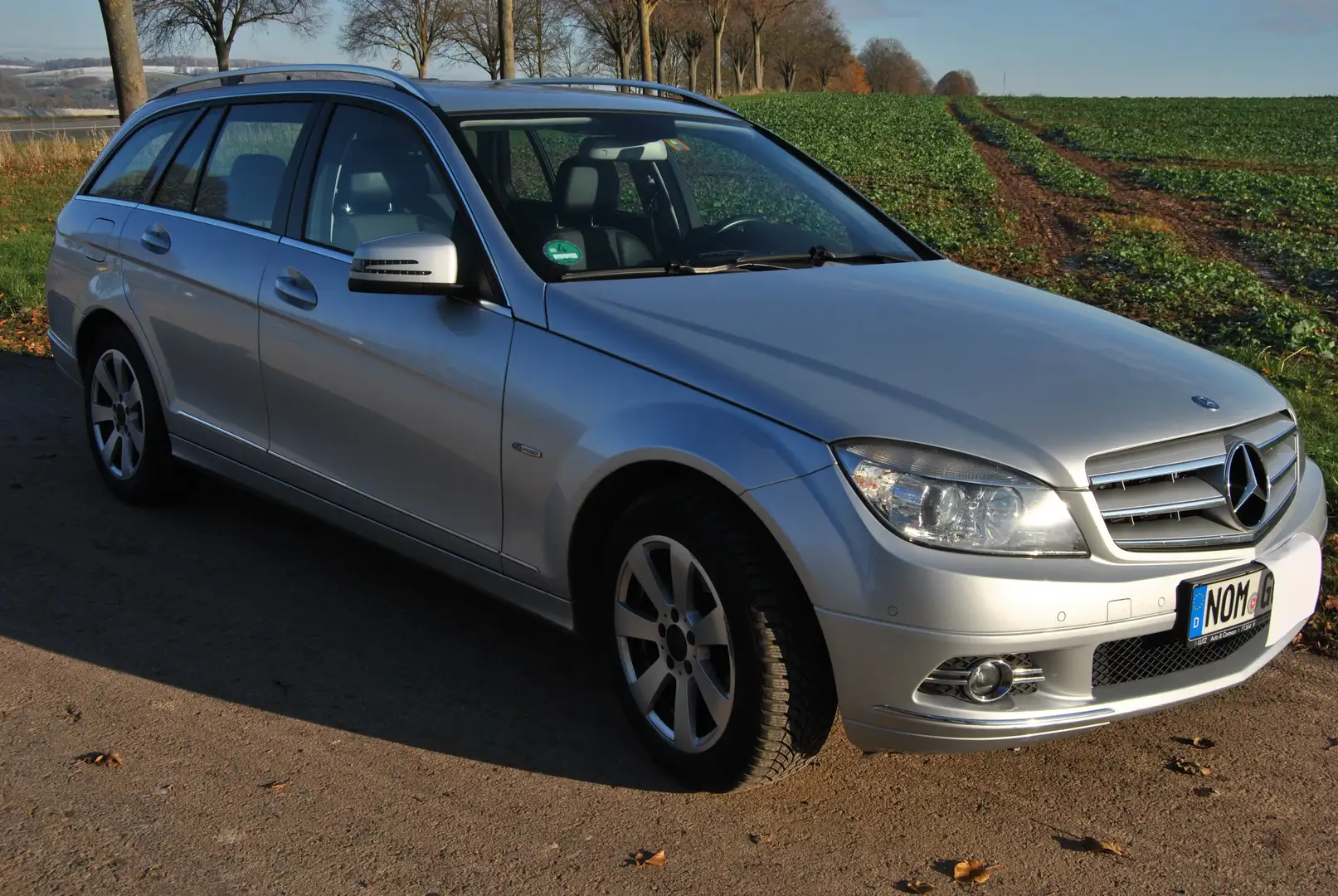 Mercedes-Benz C 180 C 180 T Kompressor BlueEFFICIENCY Avantgarde Silber - 2