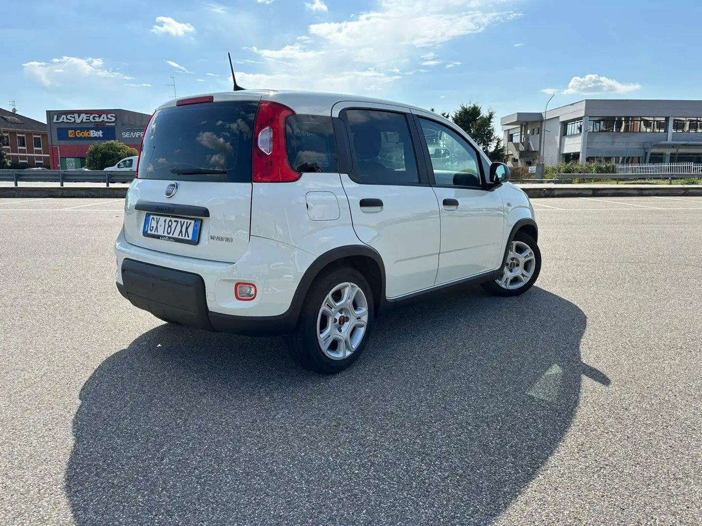Fiat Panda Pandina 1.0 FireFly Hybrid 70cv S&S 1.0 FireFly H Weiß - 2
