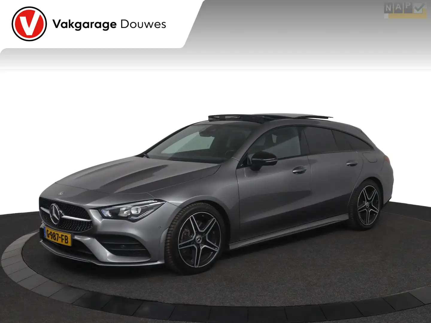 Mercedes-Benz CLA 200 Shooting Brake Advantage NAP | Automaat | Pano | S Grijs - 1