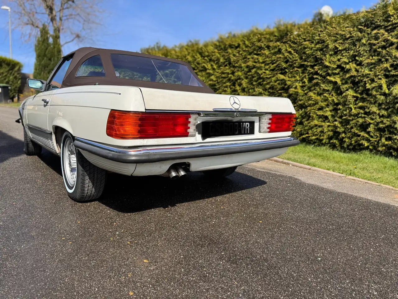 Mercedes-Benz SL 280 R107, foto 2