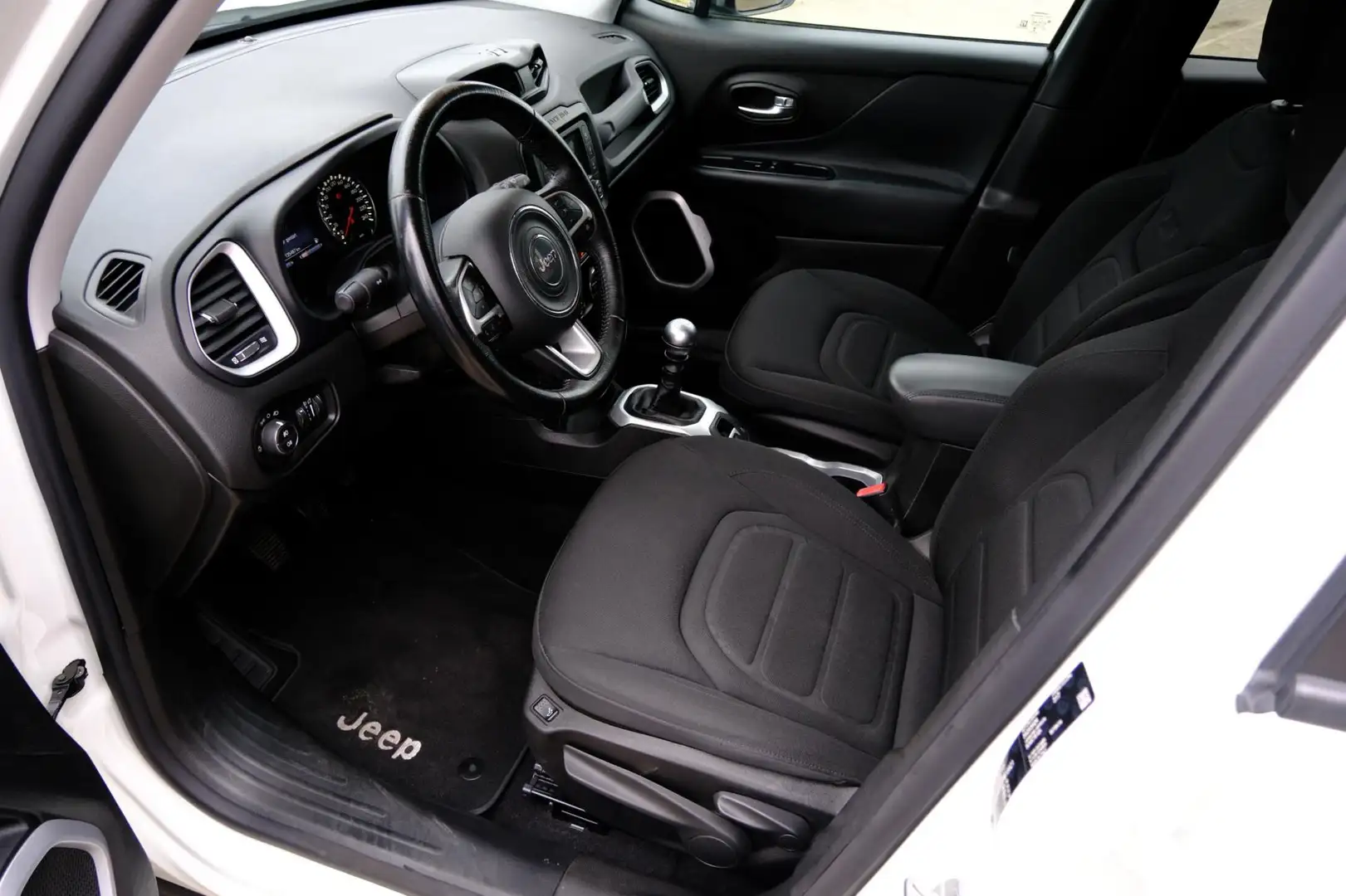 Jeep Renegade 1.4 140pk MultiAir Limited Navi|Clima|LMV Wit - 2