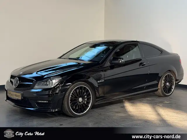 Mercedes-Benz C 63 AMG Coupé PANORAMA+BI.XENON+KAMERA