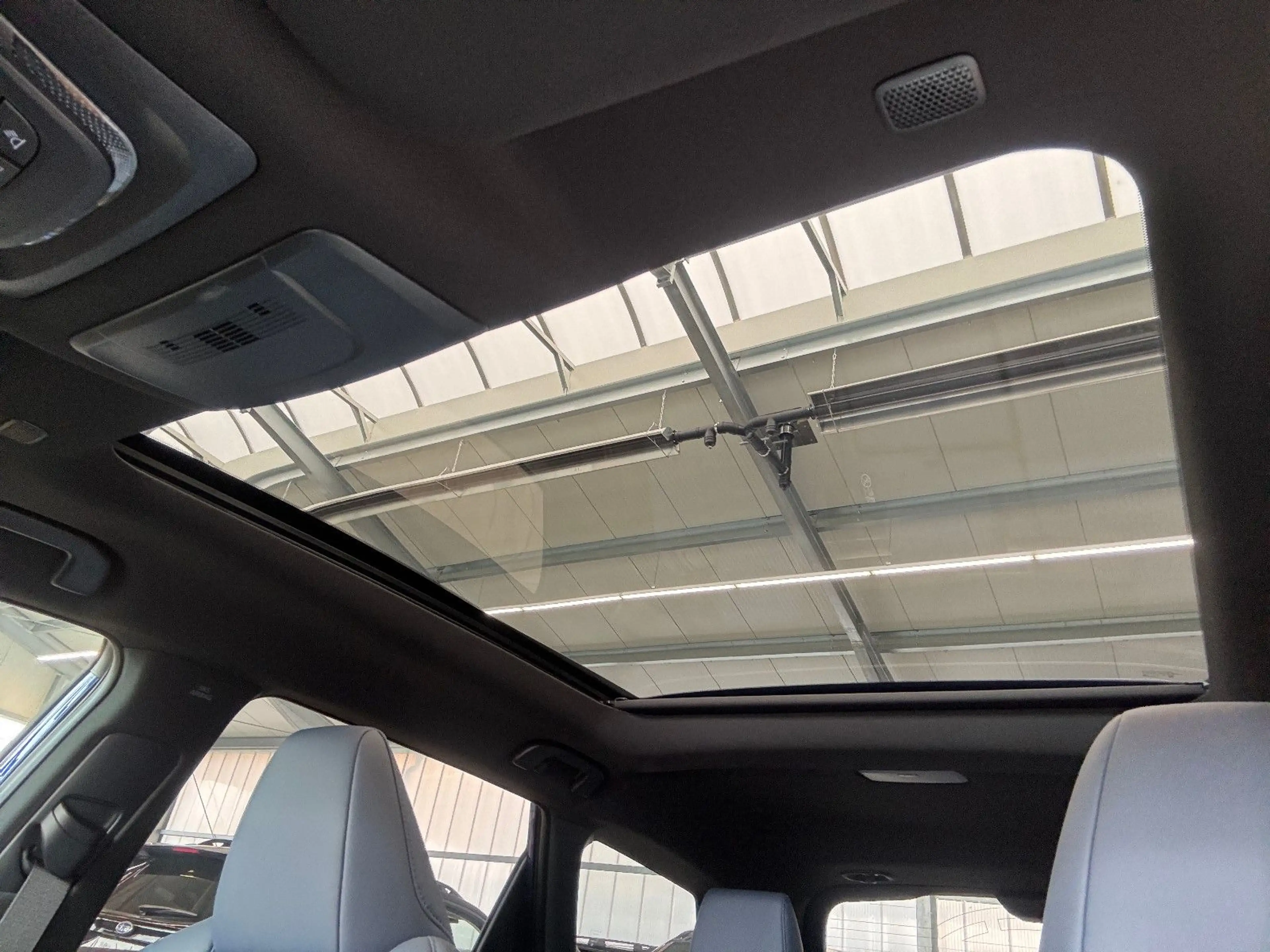 Subaru OUTBACK Platinum — photo 15