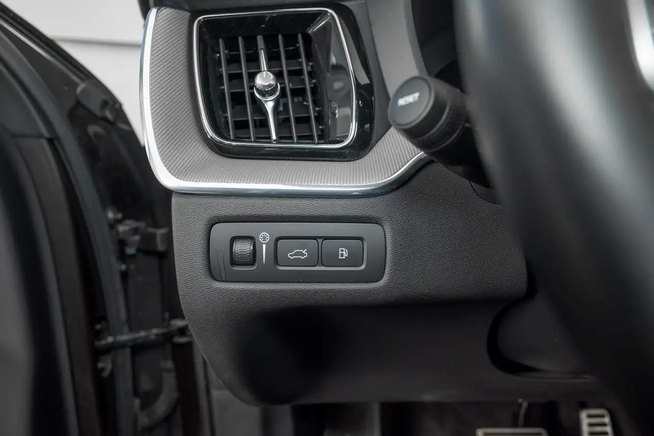 Volvo XC60 снимка Volvo XC60