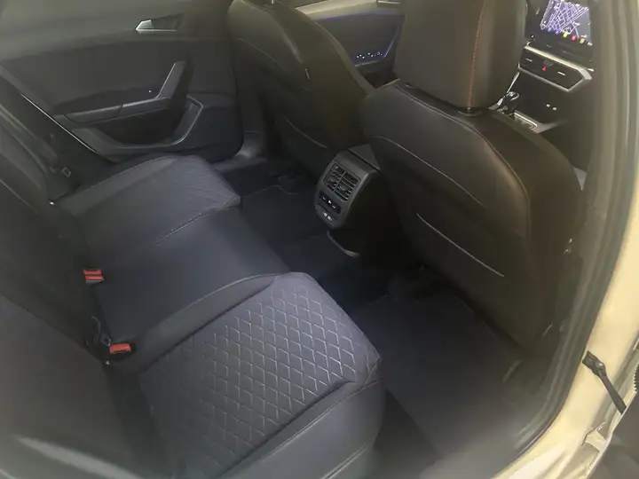 SEAT León 1.5 TSI S&S FR 2020, foto 9