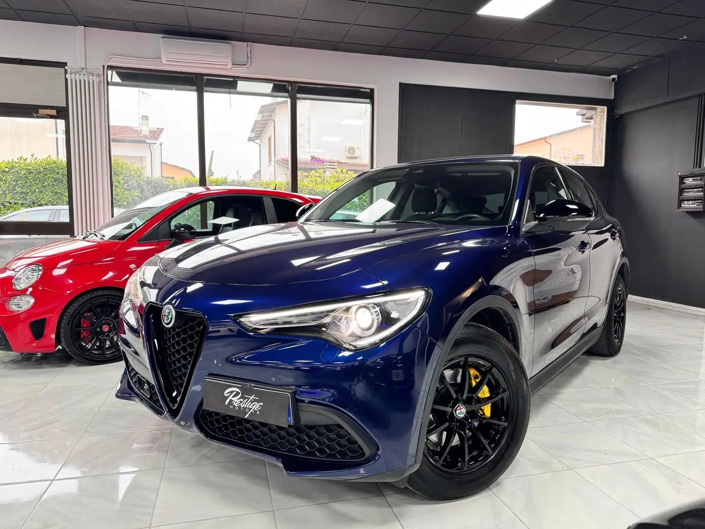 Alfa Romeo Stelvio Stelvio 2.2 t Sprint Q4 190cv auto Bleu - 1