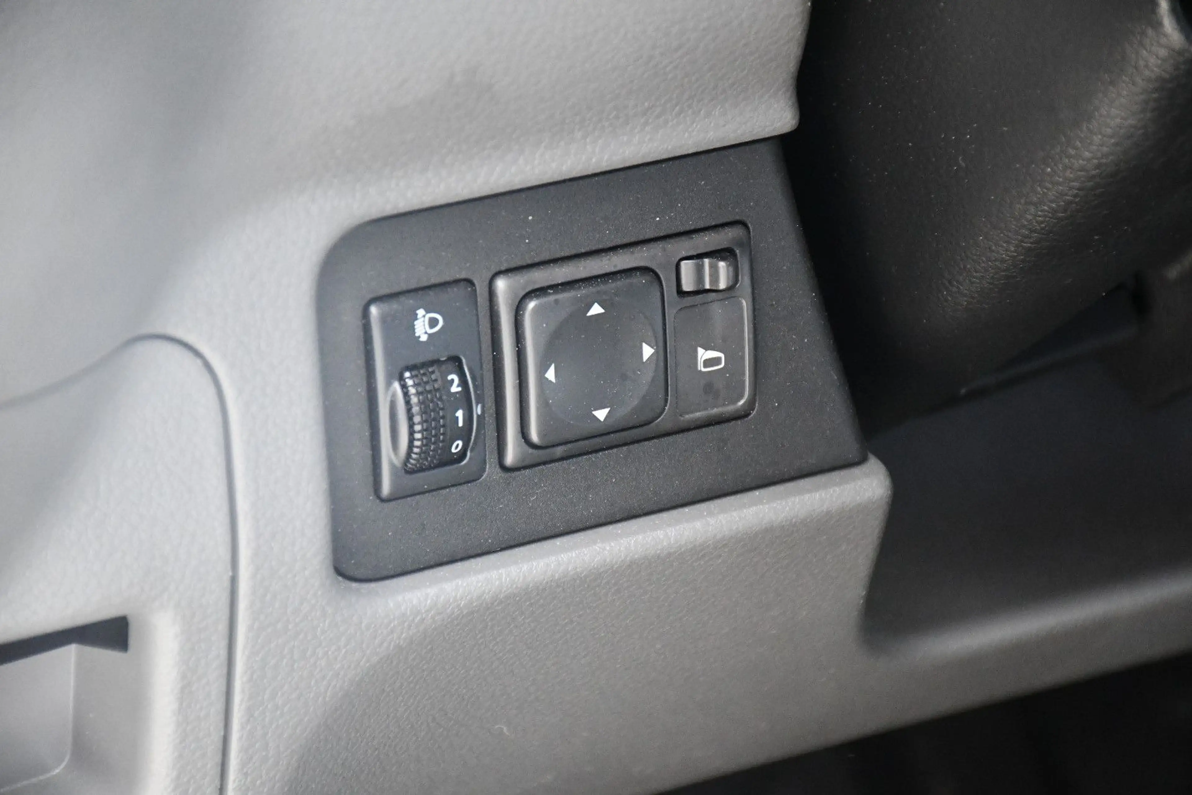 Nissan NV200 Evalia Premium Klima 7 Sitzer Kamera — photo 12