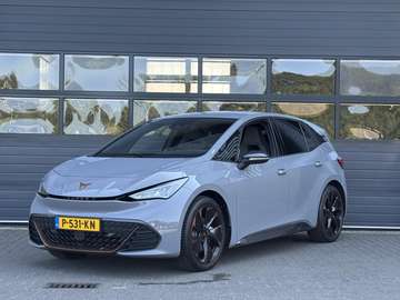 PERFORMANCE ONE 62 KWH (92% SOH) I STOELVERWARMING