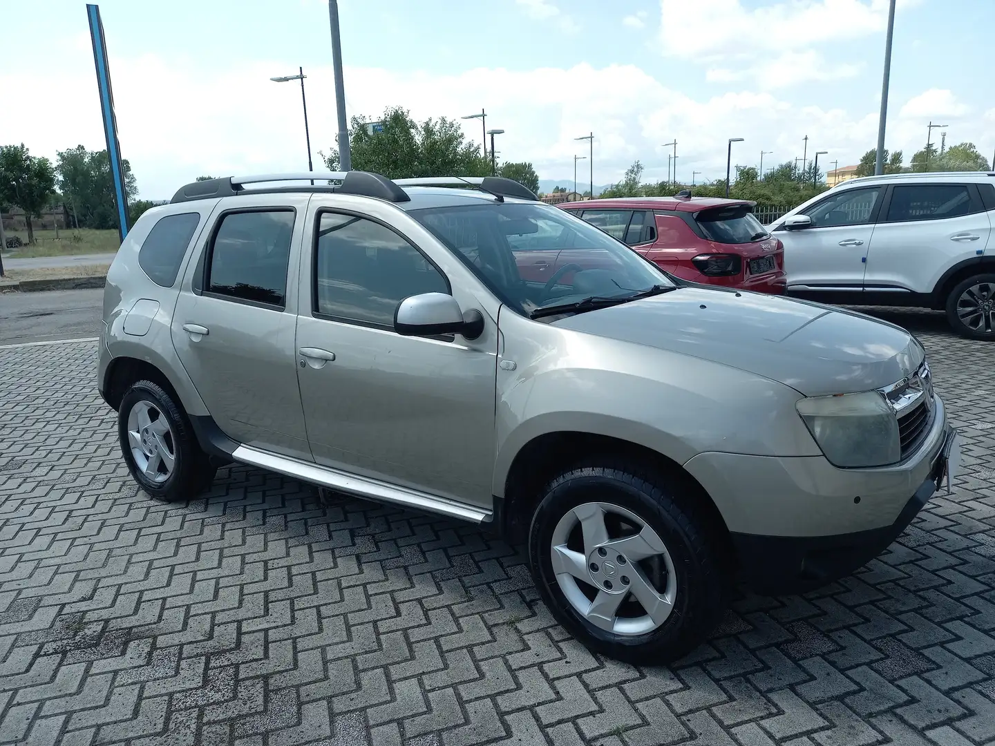 Dacia Duster LAUREATE 1.5 DCI 110 4X4 Beige - 2