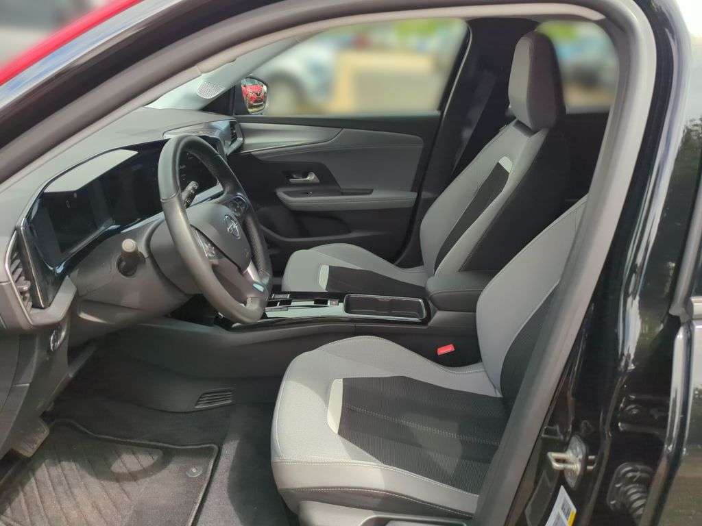 Opel Mokka E
