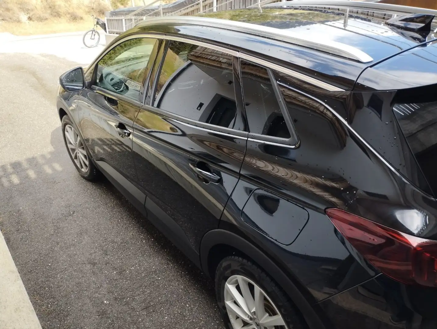 Opel Grandland X Hybrid 4 Nero - 2