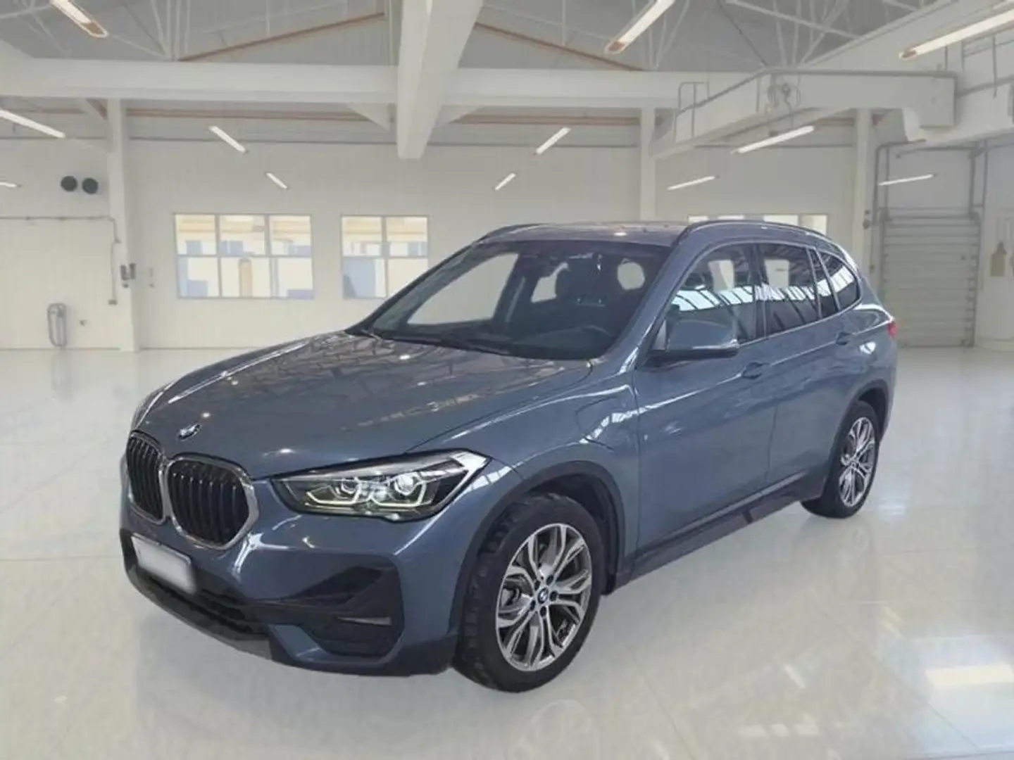 BMW X1 xDrive25e Gris - 2