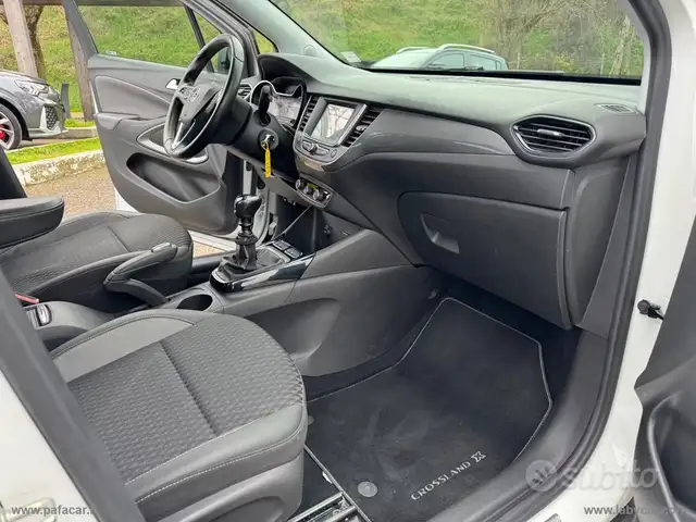 Opel Crossland X view 15