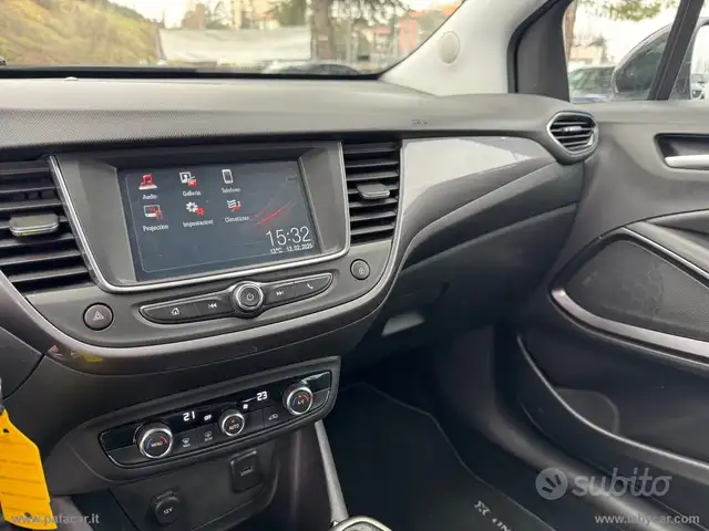 Opel Crossland X view 12