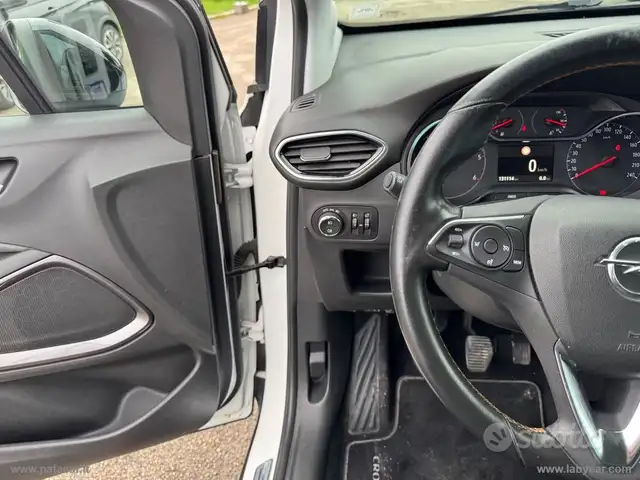 Opel Crossland X view 9