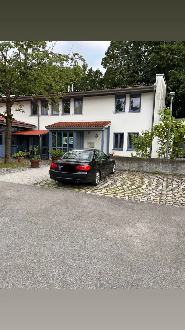 BMW 335 335i Cabrio Aut. Schwarz - 2