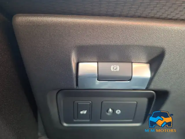 Land Rover Range Rover Evoque view 22