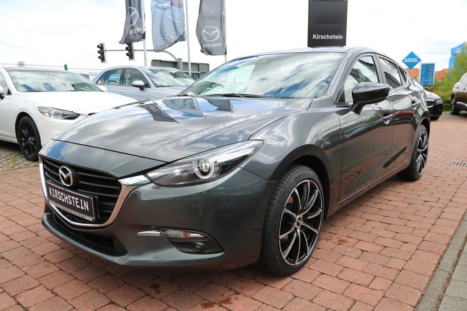 Mazda 3 EXCLUSIVE-LINE 120 PS ++18 ZOLL+LED+NAVI++ Grijs - 2