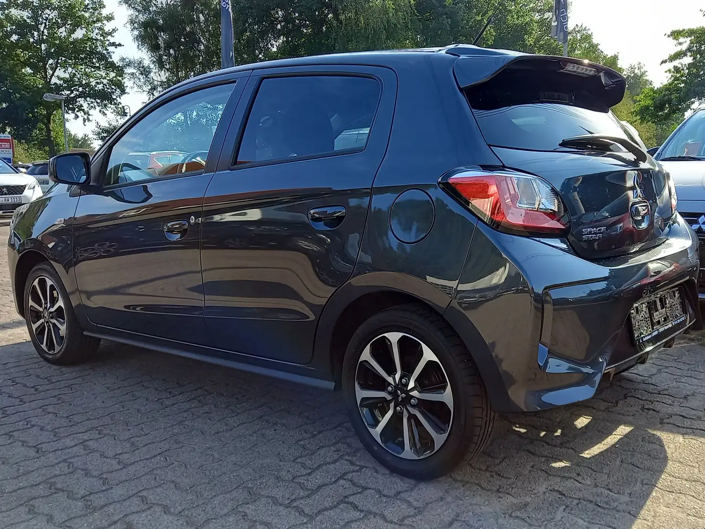 Mitsubishi Space Star Select+ /Klima/Kamera/SmartLink/ Grau - 2
