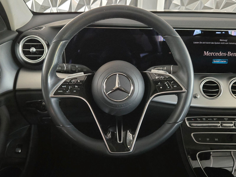 Mercedes-Benz E 300 de T Avantgarde MBUX*SPURPAKET*KEYLESS*LED* — photo 12