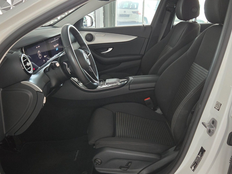 Mercedes-Benz E 300 de T Avantgarde MBUX*SPURPAKET*KEYLESS*LED* — photo 9