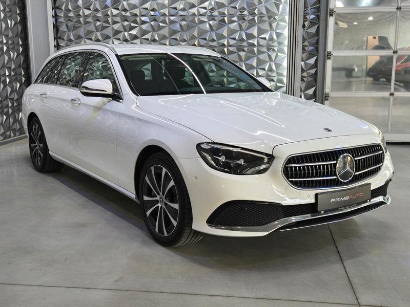 Mercedes-Benz E 300 de T Avantgarde MBUX*SPURPAKET*KEYLESS*LED* — photo 3