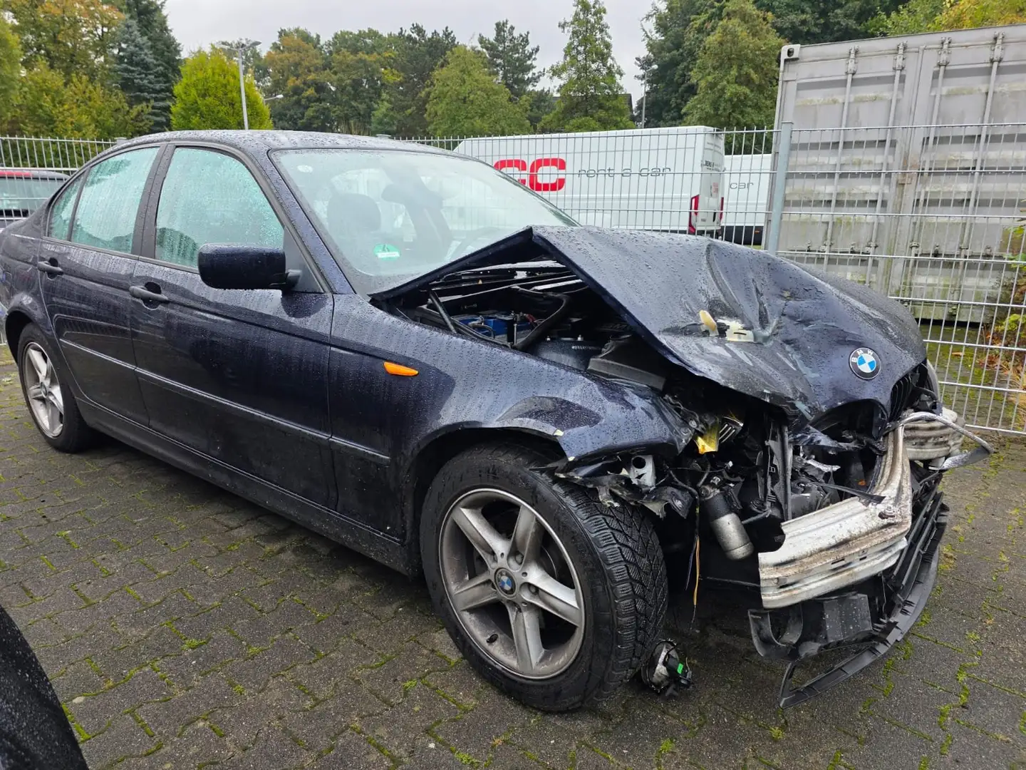 BMW 318 318i Blau - 1