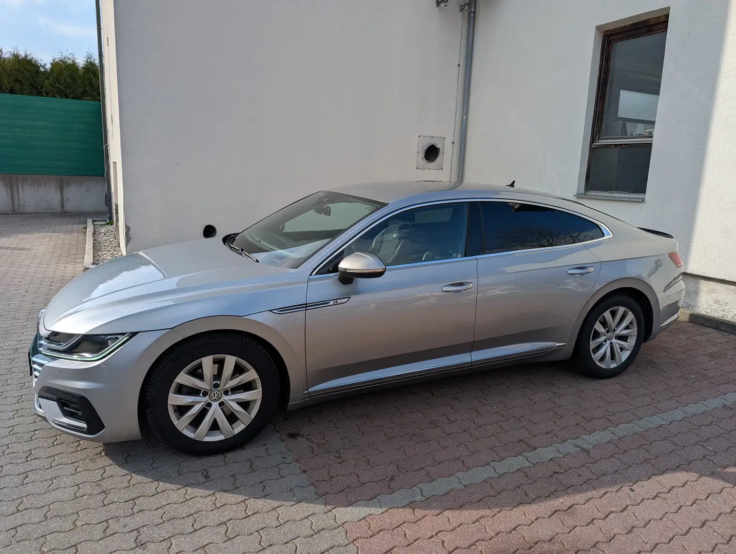 Volkswagen Arteon Arteon 2,0 TDI SCR R-Line DSG R-Line Silber - 2